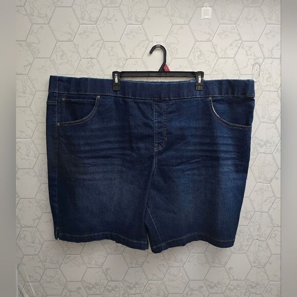 Nwt Terra & Sky Women's Plus Size Pull On Bermuda Shorts, 9" Inseam, 4X 28-30W - Picture 3 of 9